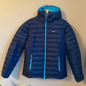 Like new lightweight / packable down jacket
